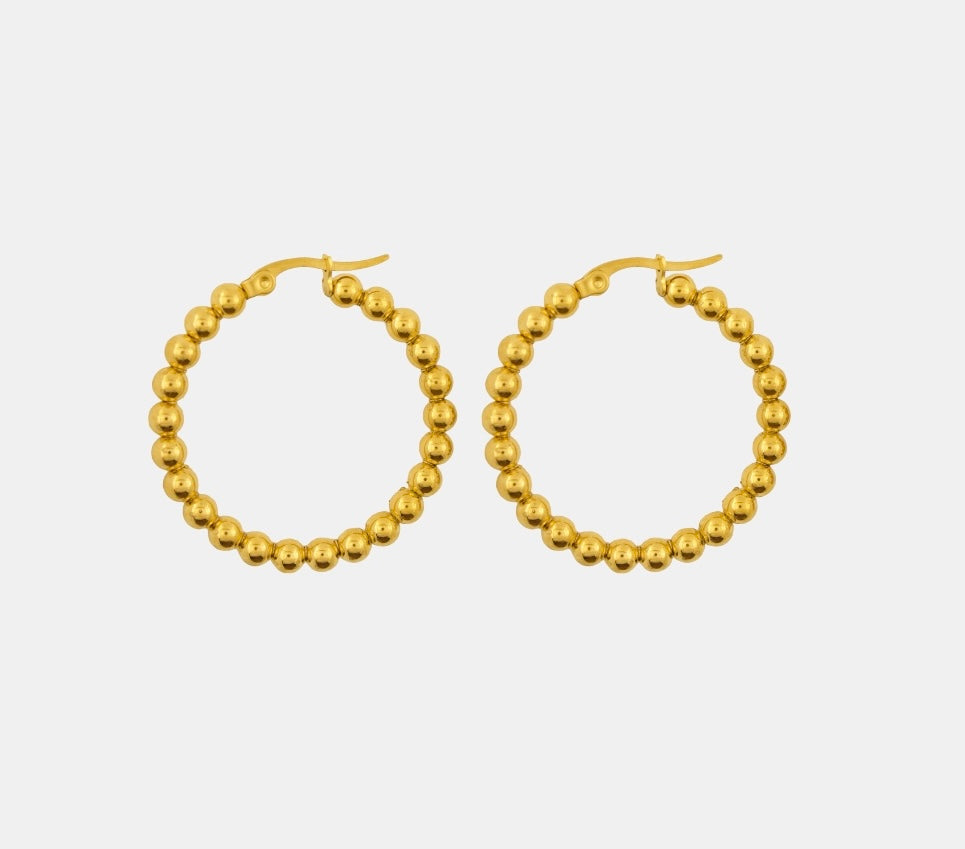 Nessa Hoops
