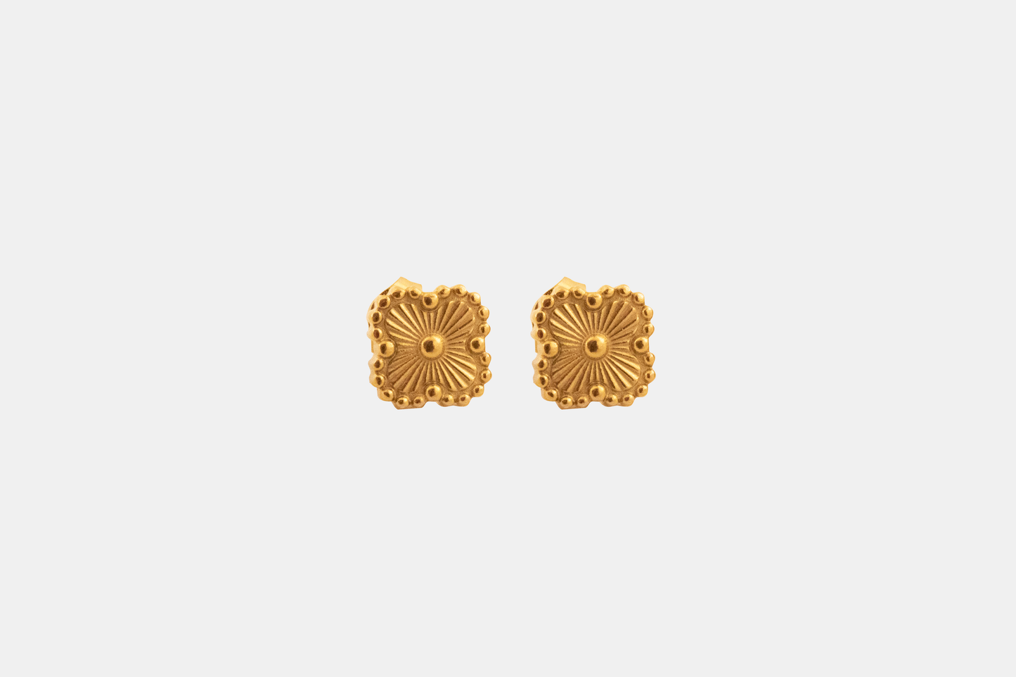 Antonella Studs